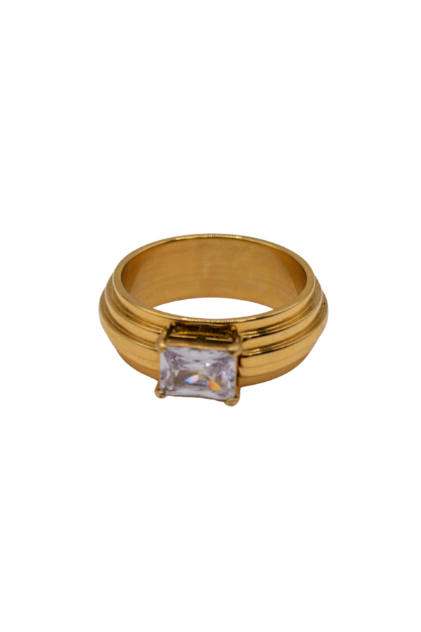 18K Jackie Diamond Ring