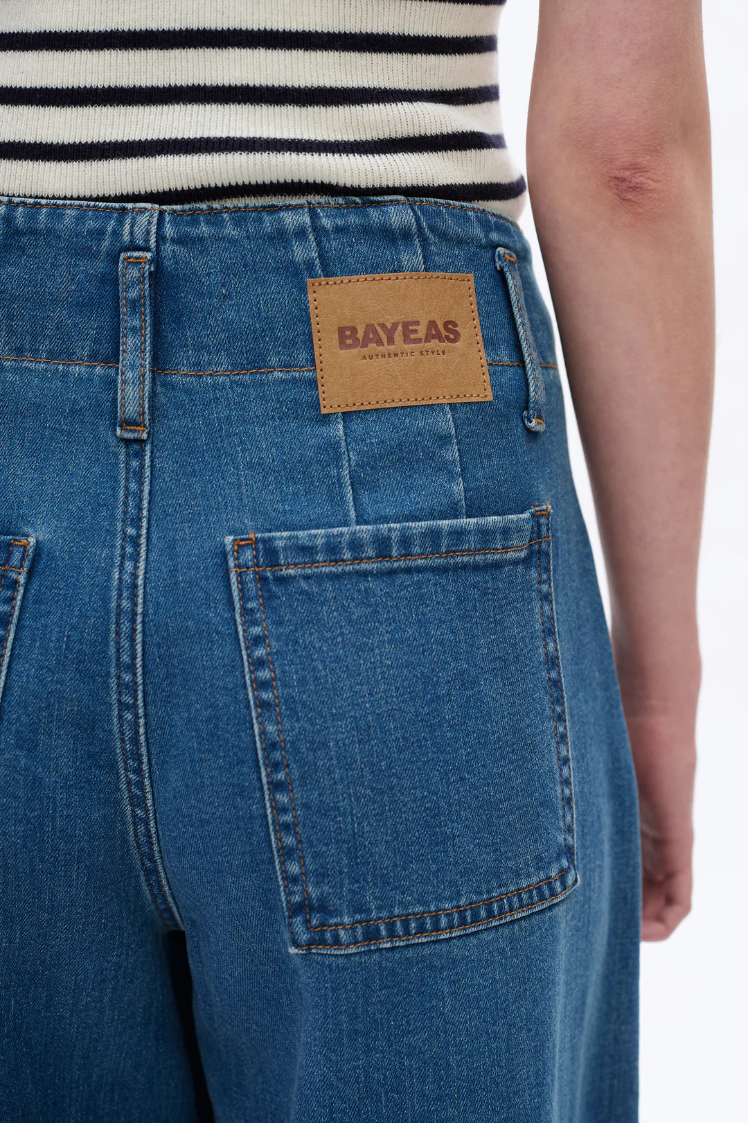 High Rise Wide Leg Pleated Jeans