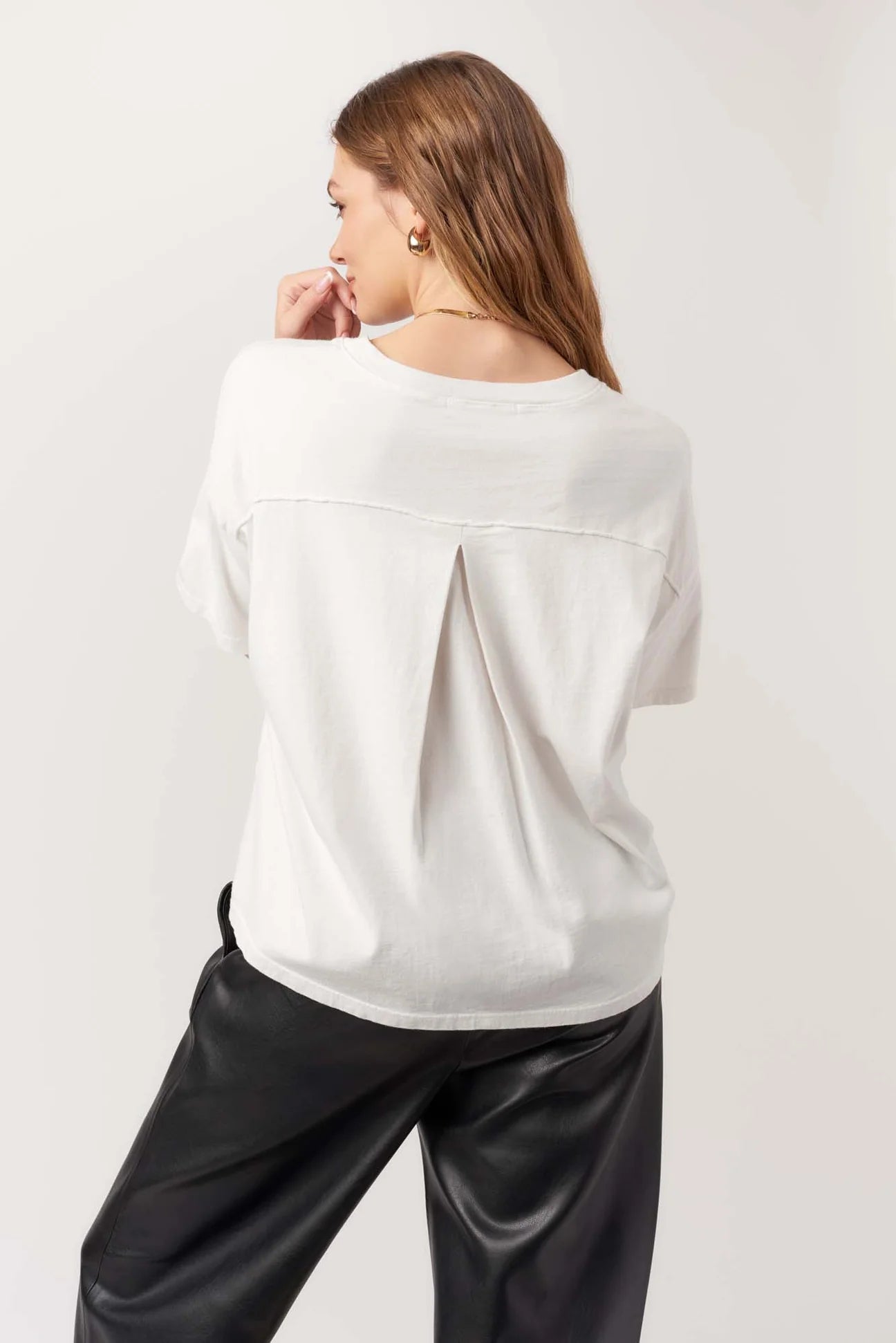 Suarez Boxy Tee - White