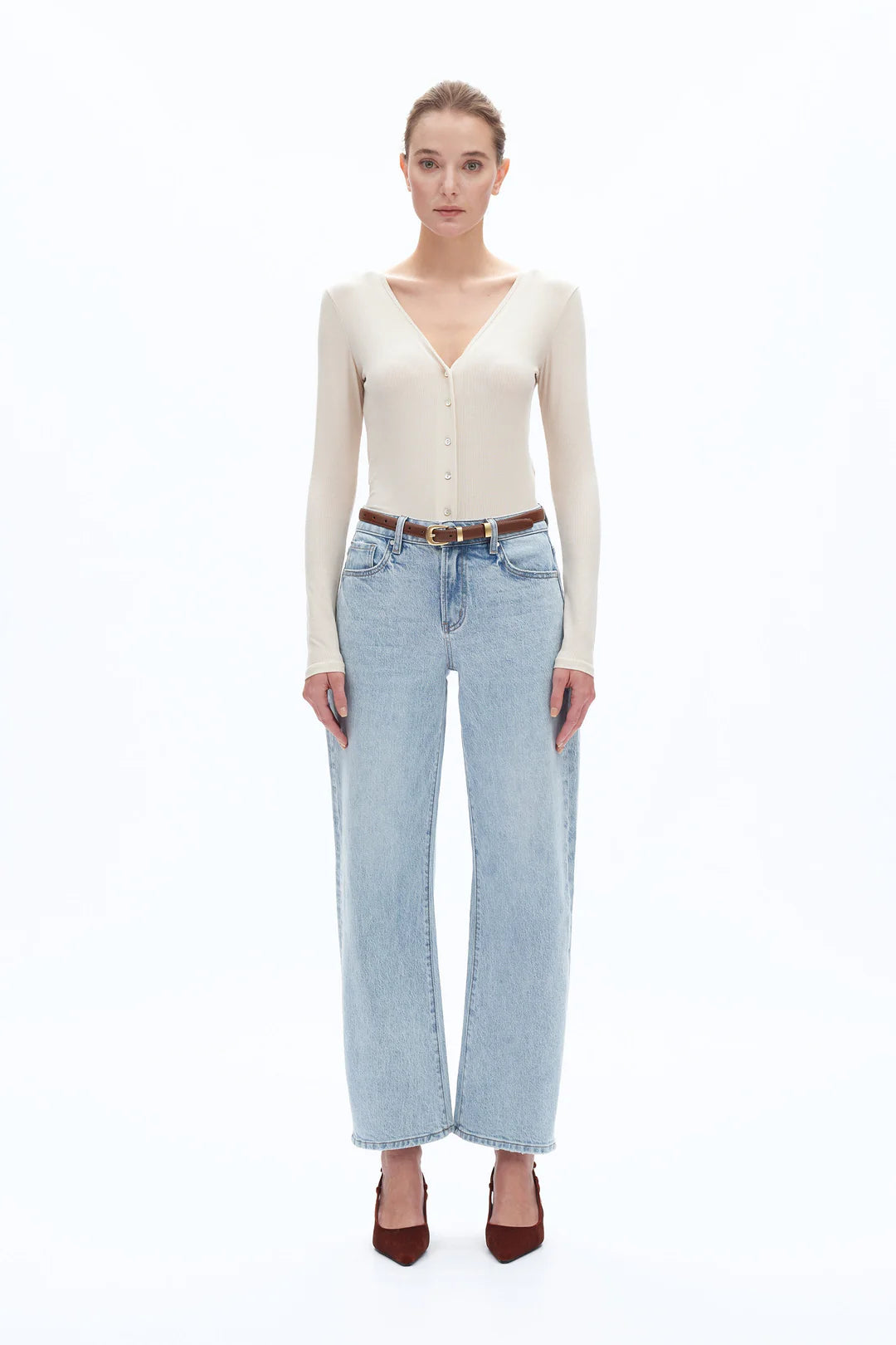 Mid Rise Barrel Leg Jeans - Light Blue