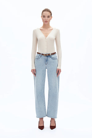 Mid Rise Barrel Leg Jeans - Light Blue