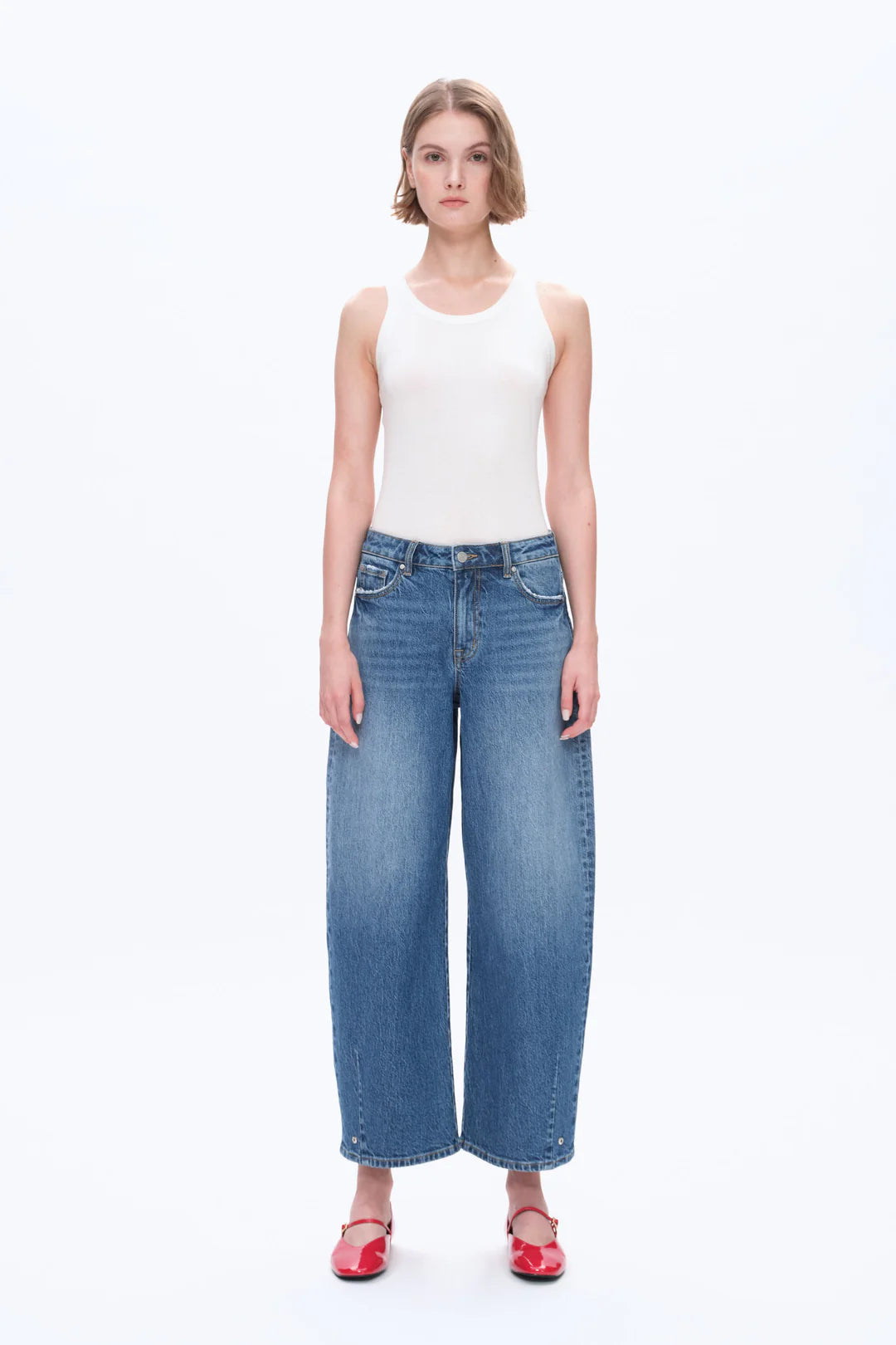 Mid-Rise Balloon Jeans - Medium Blue