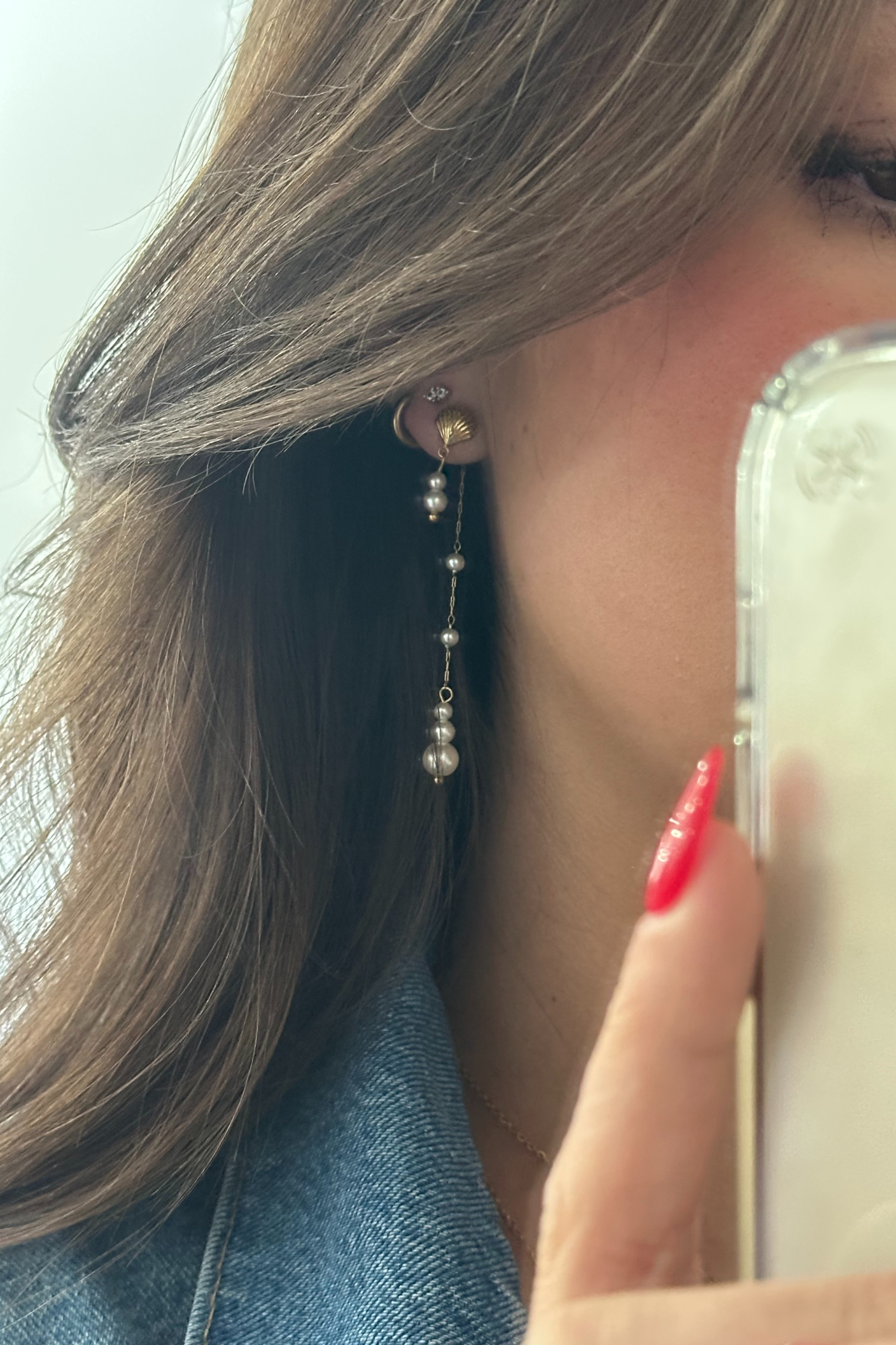 18K Shell Pearl Earrings