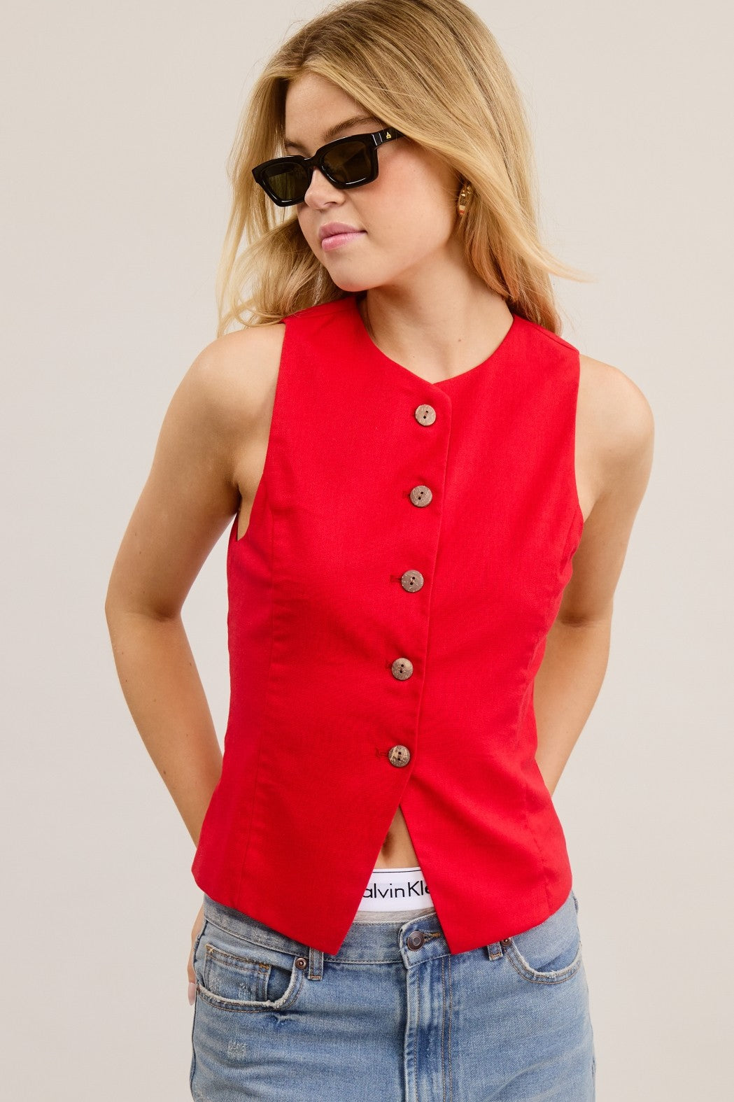 True Charm Vest - Red