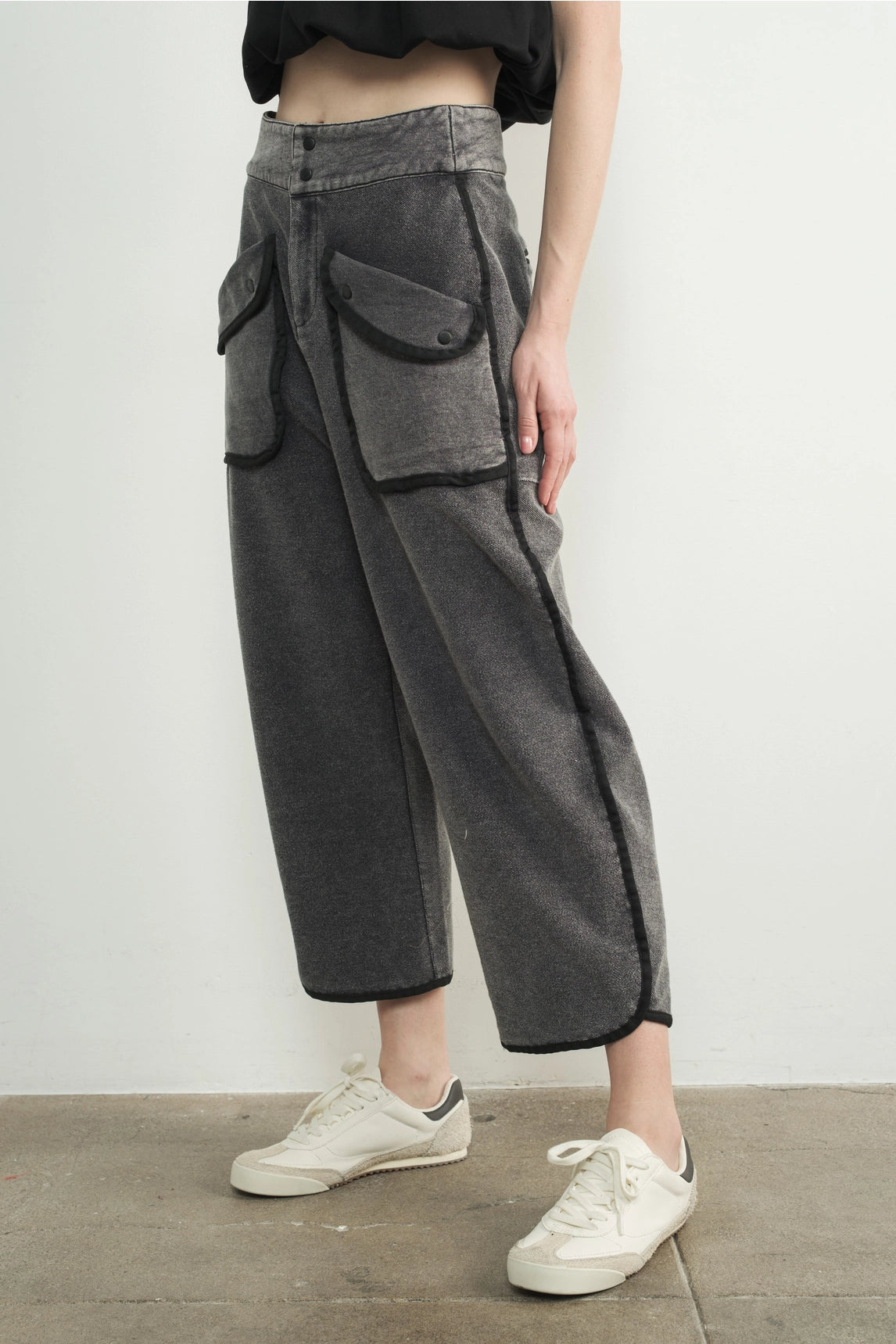 Vintage Washed Barrel Pants - Black