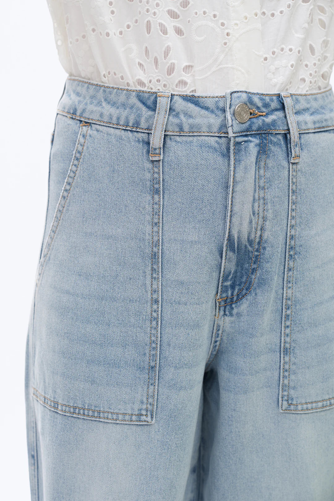Super High Rise Barrel Denim Jeans - Light Blue