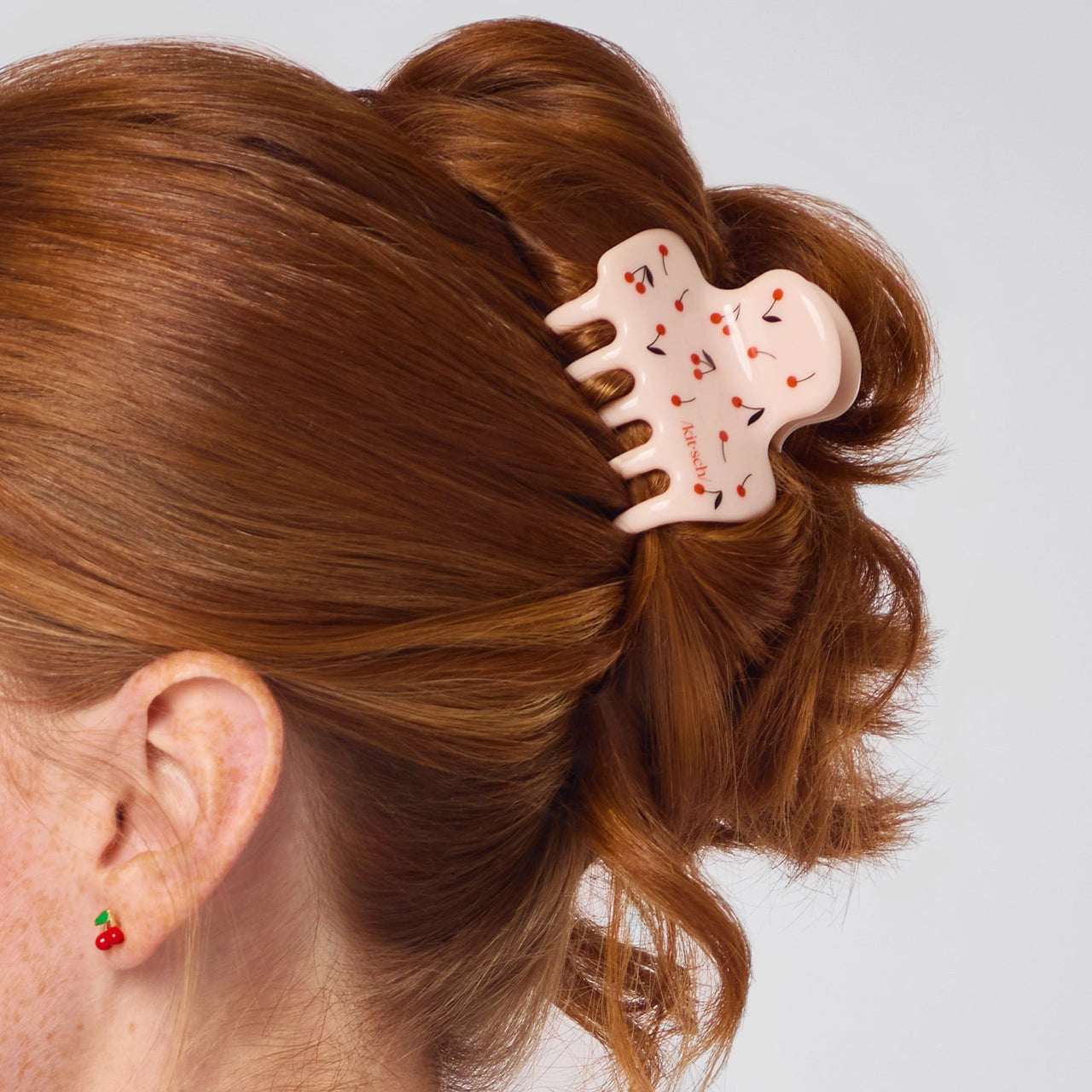 KITSCH Plastic Medium Cloud Clip - Cherry